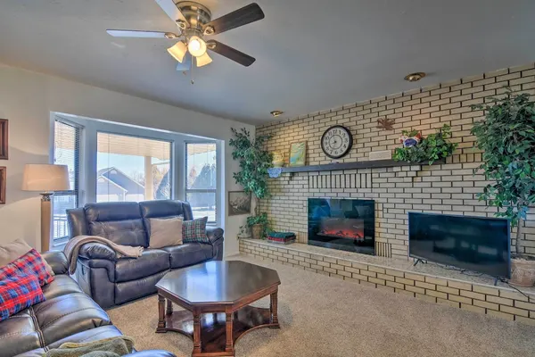 Photo 1 - Bryce Canyon Area House w/ Mountain Views!