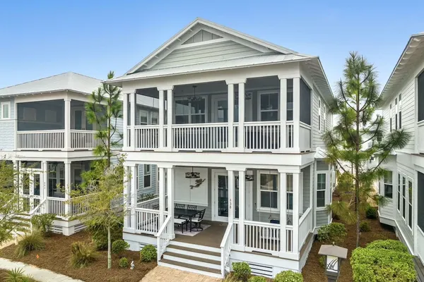 Photo 1 - 30A Beach House - Party of 5 by PHG