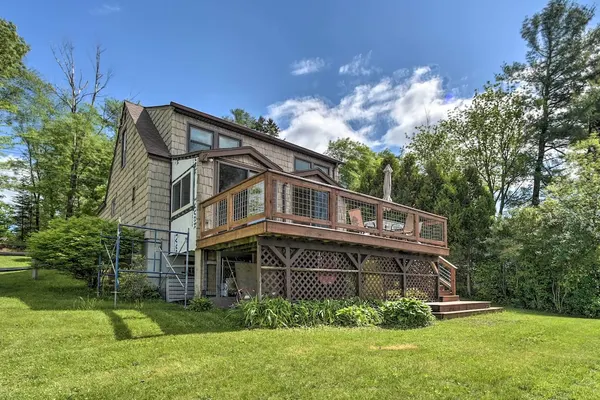 Photo 1 - Picturesque Cottage With Sunroom on Ashmere Lake!
