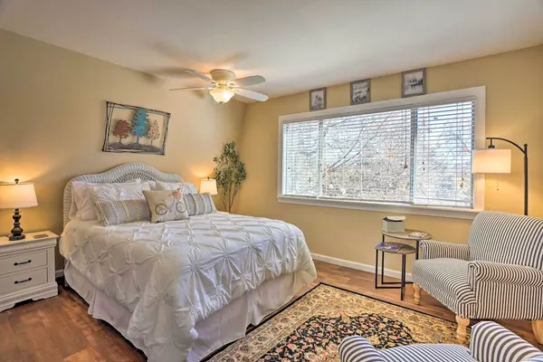 Photo 1 - Lake Arrowhead Studio w/ Private Hot Tub!