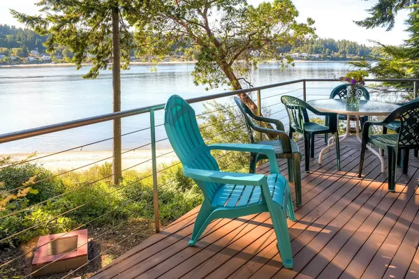 Photo 1 - Waterfront Bainbridge Island Home W/stunning Views