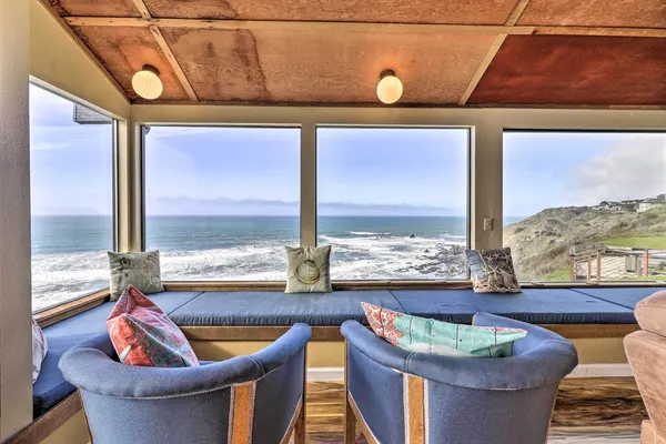 Photo 1 - 'rahus Ocean Refuge' With Manchester Coast Views!
