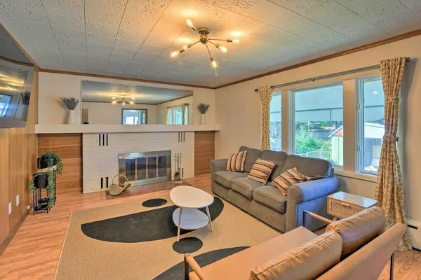 Photo 1 - Pet-friendly Anchorage Gem: Walkable Location