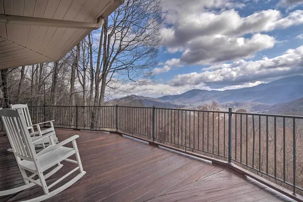 Photo 1 - Charming Burnsville Apartment w/ Stunning Views!