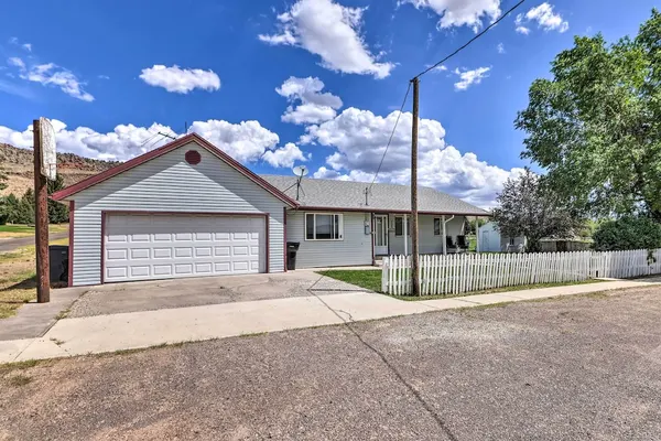 Photo 1 - Fremont Home, Near Reservoirs & Hiking Trails