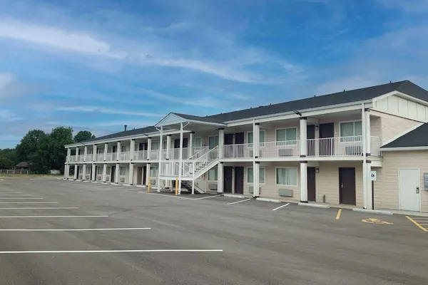 Photo 1 - Days Inn by Wyndham Troy IL
