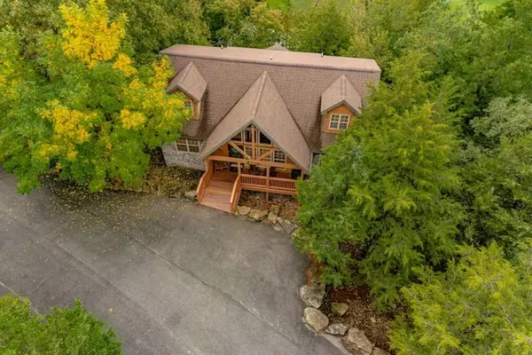 Photo 1 - Tranquil Lodge Retreat