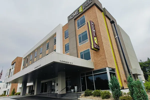 Photo 1 - Home2 Suites by Hilton Bristol