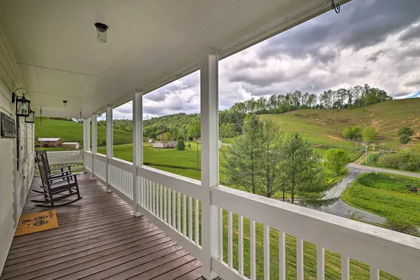 Photo 1 - Idyllic Fleetwood Farmhouse w/ Fire Pit & BBQ