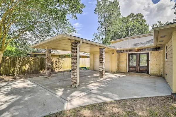 Photo 1 - Spacious Houston Family Home With Game Room!