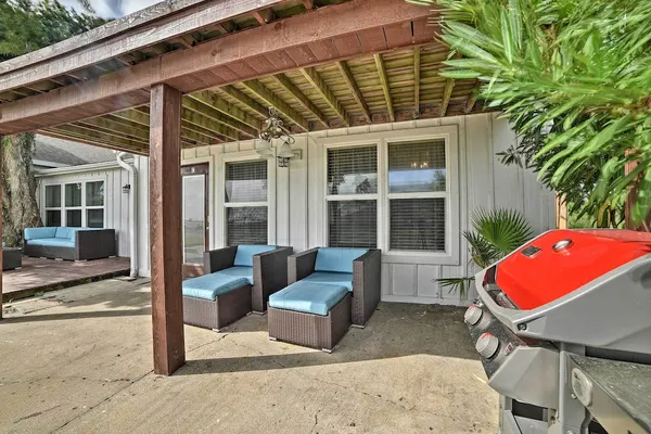 Photo 1 - Rockport Casa Familia - Covered Patio Space!