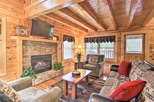 Photo 1 - Pigeon Forge Cabin w/ Hot Tub: 2 Mi to the Strip