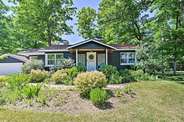 Photo 1 - Modern Dog-friendly Bungalow: Near Shanty Creek!