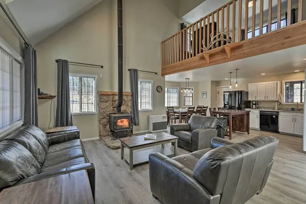 Photo 1 - Spacious Family Home Surrounded by Mtn Views!
