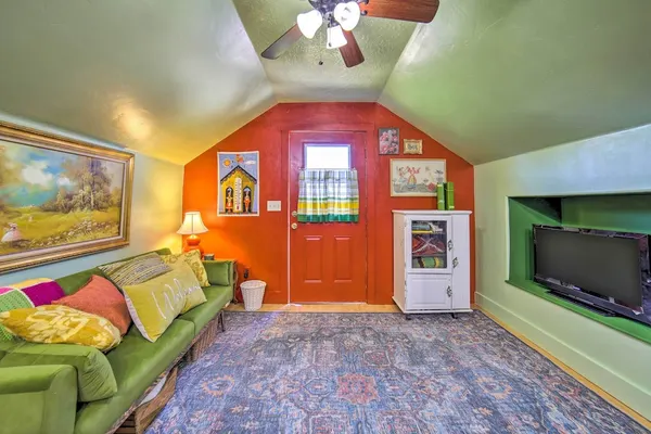 Photo 1 - Colorful Sugar City Apartment ~ 4 Mi to Byu!