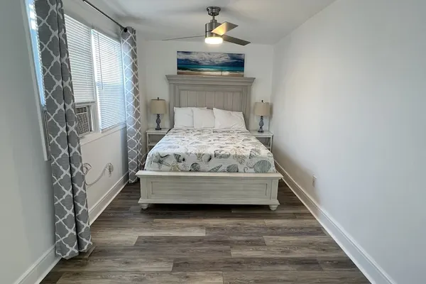 Photo 1 - Crystal Sands Apartments