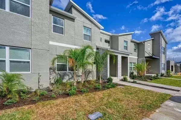 Photo 1 - 8973ccd - The Retreat At Championsgate 4 Bedroom Townhouse by RedAwning