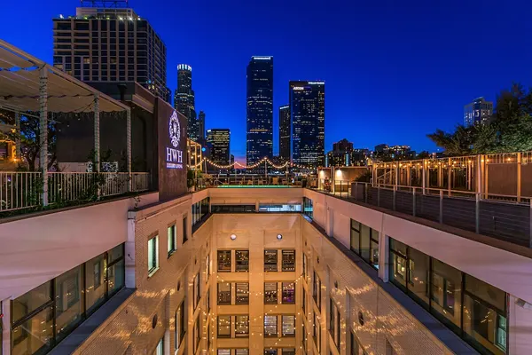 Photo 1 - Oneluxstay At HWH LA Downtown