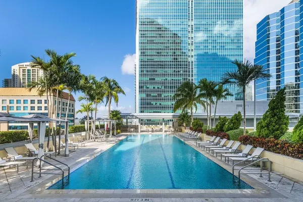 Photo 1 - Roami at Brickell Penthouse Urban