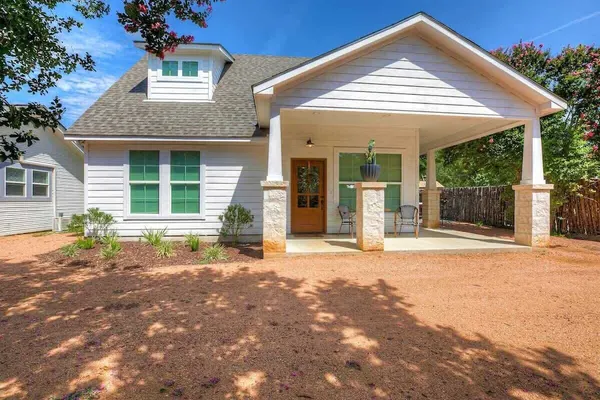 Photo 1 - Luxury Combo Walk to Main With 2 Hot-tubs