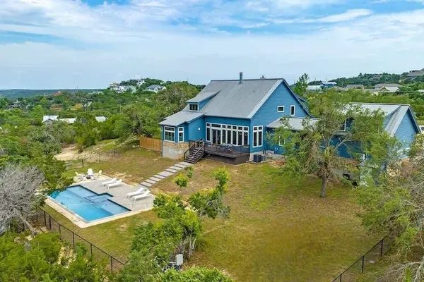 Photo 1 - Luxurious Lake Park House: Sleeps 25, Pool, Hot-tub, Firepit and Game Room!