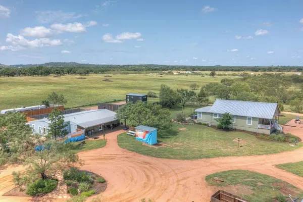Photo 1 - Willie the Modern Tiny Home W/hot-tub & Firetable
