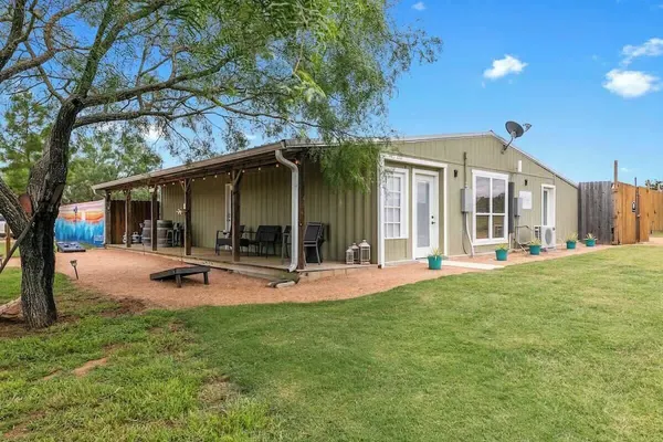 Photo 1 - Henley-lux Tiny Home-hot Tub-fire Pit