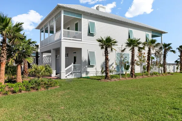 Photo 1 - Kite One - Private Bayside Home With Pool And Hot Tub 4 Bedroom Home by RedAwning