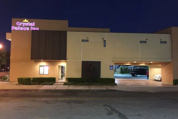Photo 1 - Crystal Palace Inn