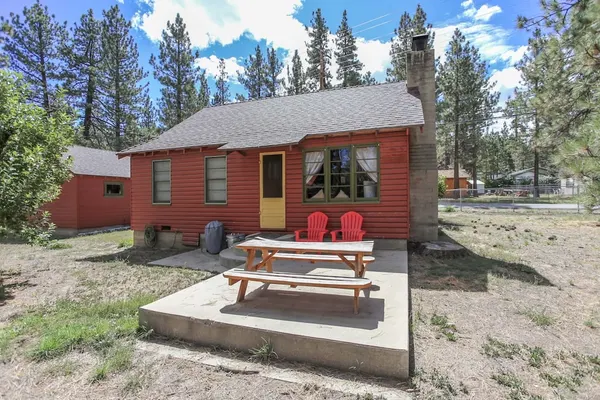 Photo 1 - A Sweet Pine Cabin