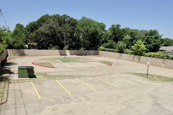 Photo 1 - Executive Inn of Arlington, Near AT&T Stadium
