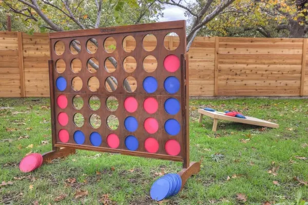 Photo 1 - Bubbles on Bowie Walk to Main St