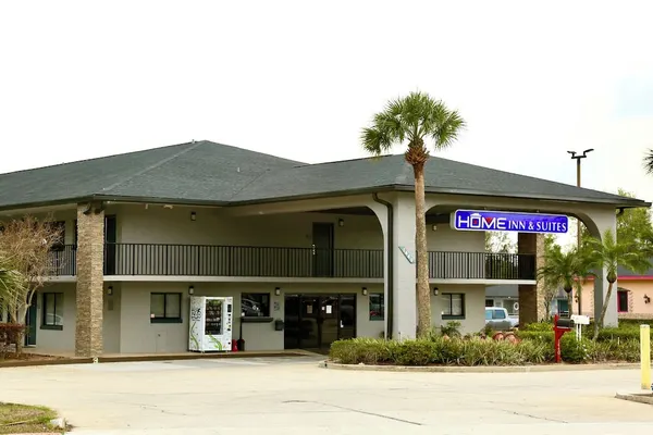 Photo 1 - Home Inn & Suites Orlando-Apopka