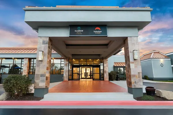 Photo 1 - Suburban Studios Salt Lake City Airport