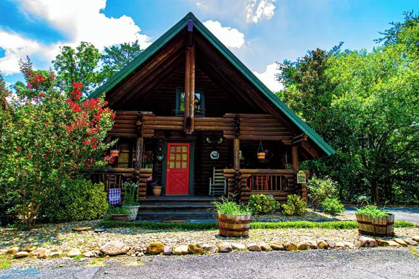 Photo 1 - Moose Lodge with Hot Tub