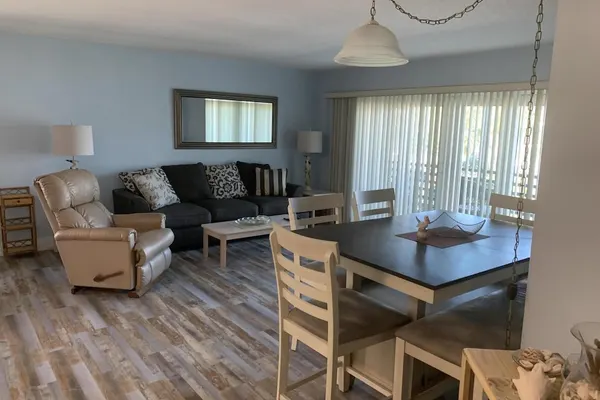 Photo 1 - Bayside Retreat in Manasota Key
