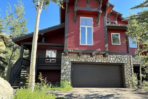 Photo 1 - Snowcreek V #757 5 Bedroom Condo by Redawning