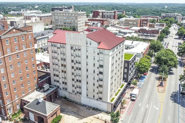 Photo 1 - Home is Where the Arch is Across From Uga!