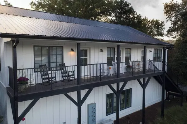 Photo 1 - Bridge Creek Inn