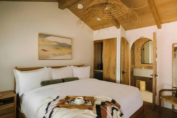Photo 1 - Woods Cove Hotel Laguna Beach, Sonder by Marriott Bonvoy