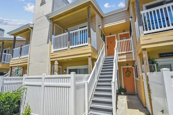 Photo 1 - Palms at Cove View 806 - Bougie Beach Bungalow