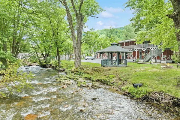 Photo 1 - The Valley Inn