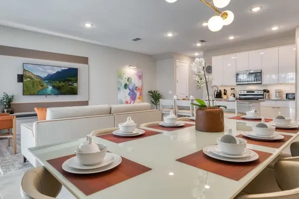 Photo 1 - Affordable Luxury Home for 8 Guests Close to Parks