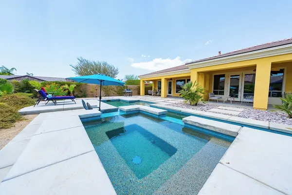 Photo 1 - Luxurious 5BR Resort Style Home w/ Pool & Spa