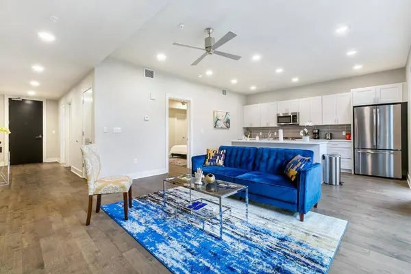 Photo 1 - Resort Style Bywater Condo w Pool Gym Parking