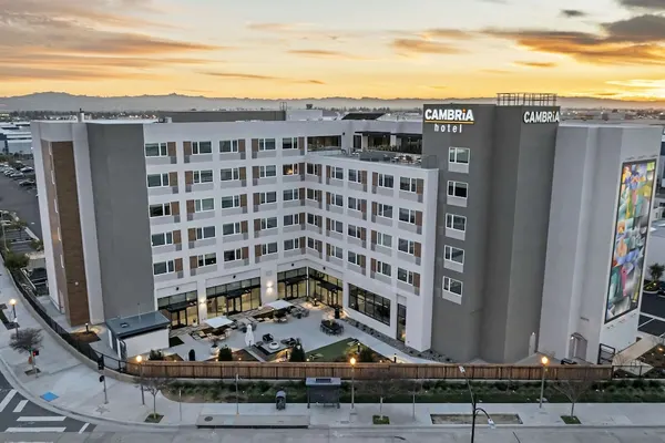 Photo 1 - Cambria Hotel Burbank Airport