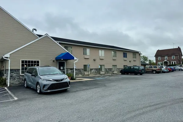 Photo 1 - Passport Inn