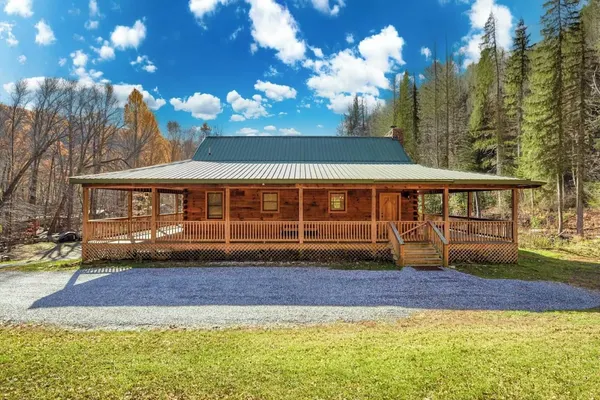 Photo 1 - Deer Haven by Avantstay Cabin w/ Pond, Waterfall