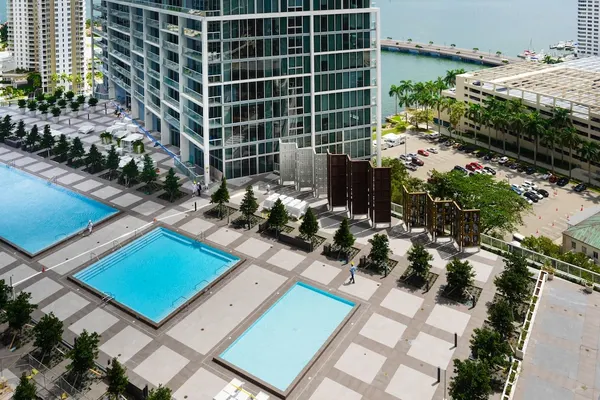 Photo 1 - Luxury Condos with Panoramic Views