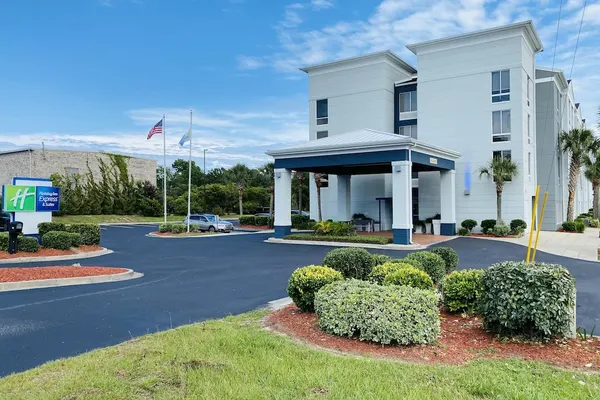 Photo 1 - Holiday Inn Express N.Myrtle Beach- Little River by IHG
